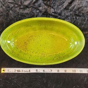 0782. 1974 ~ Vintage ~ Collectable ~ Haeger Pottery ~ Bright Green Speckled Glaz
